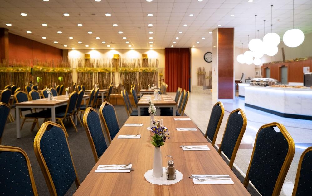 Hotel Olympik Prague Luaran gambar