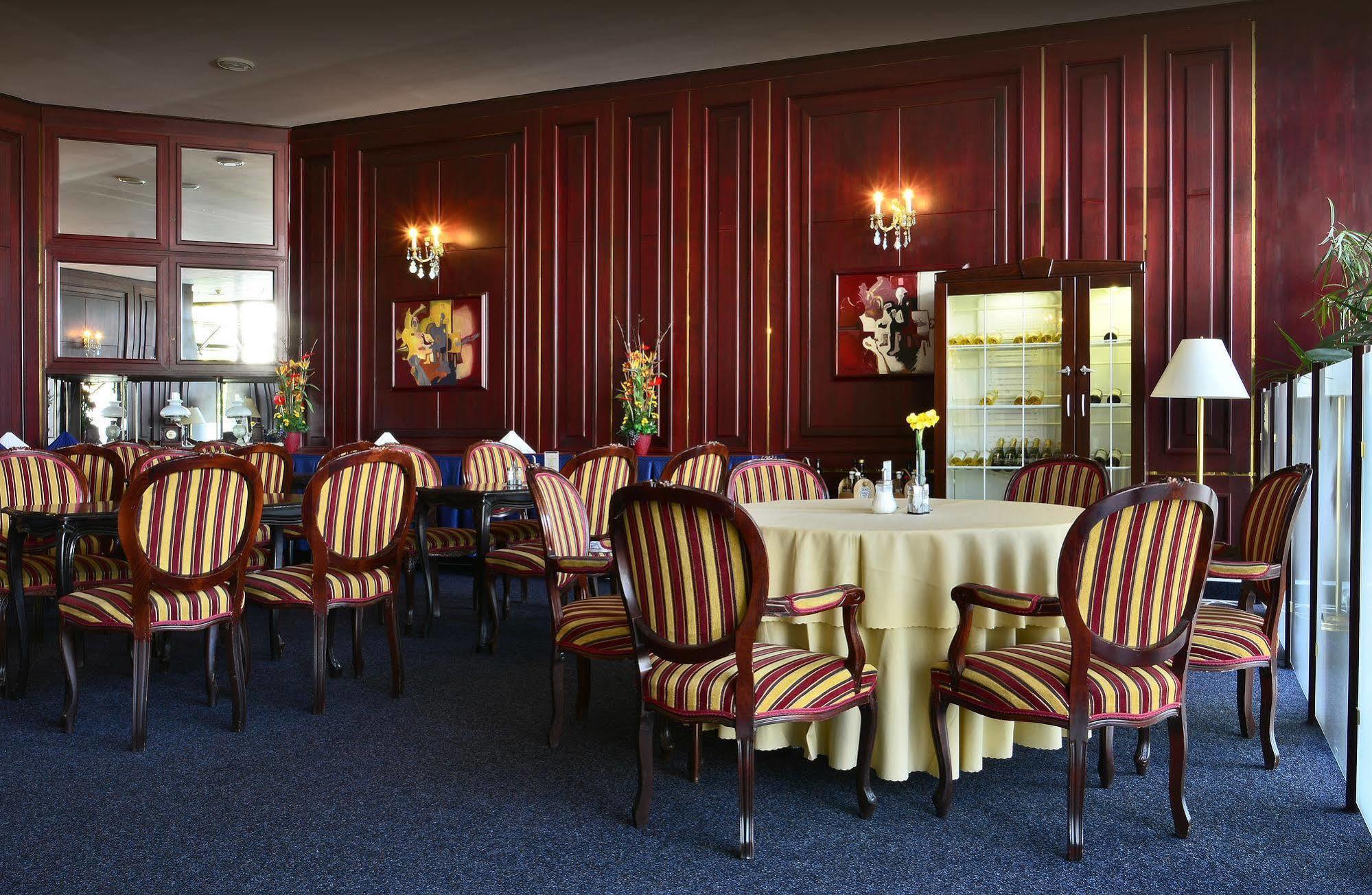 Hotel Olympik Prague Luaran gambar